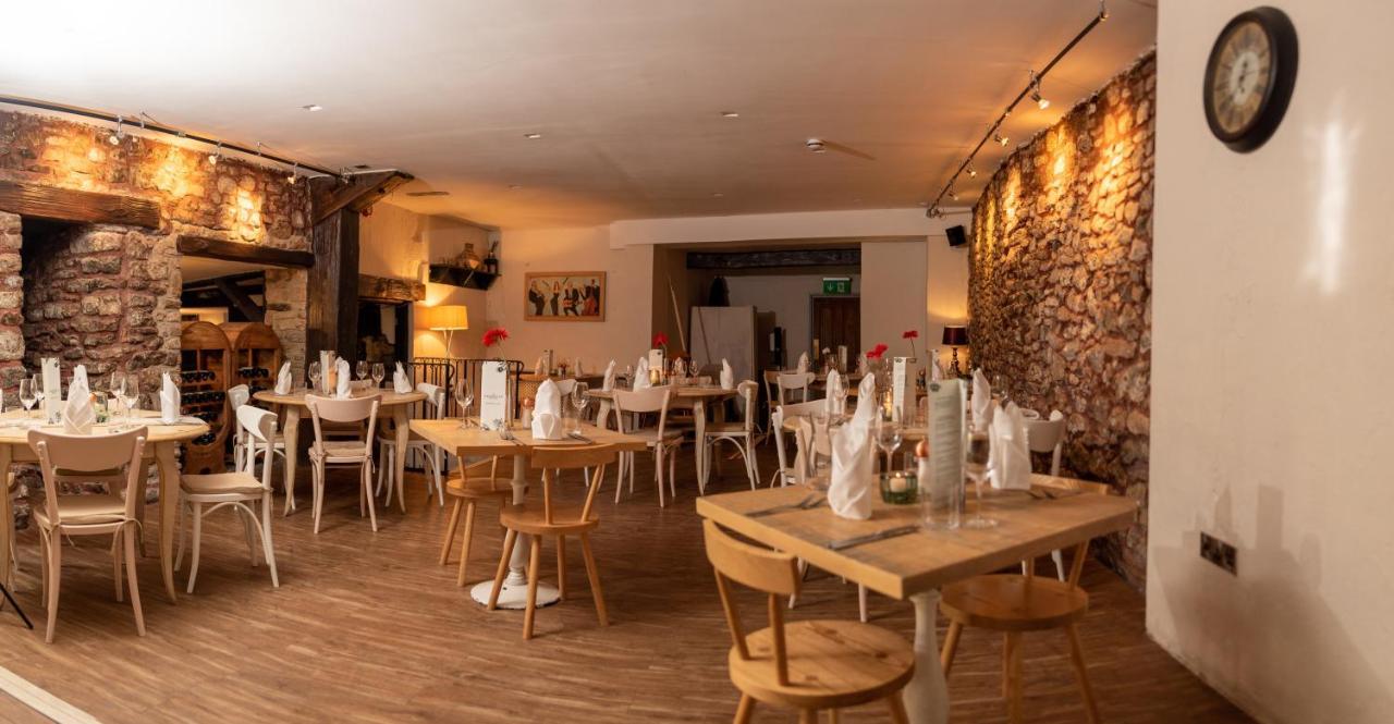 The Oak House Hotel Axbridge Luaran gambar Restaurant in the hotel